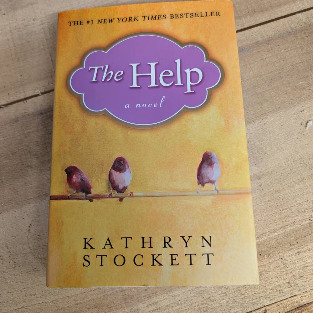 The Help by Kathryn Stockett Book - Picture 5 of 5